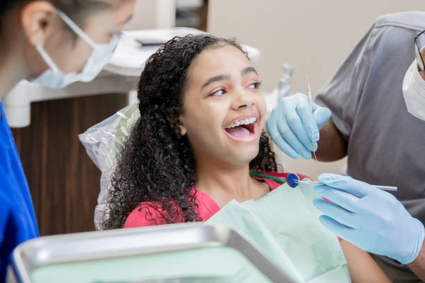 Best Weekend Emergency Dentist in Hlside, IL